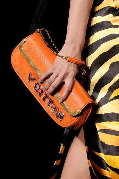 Look 94